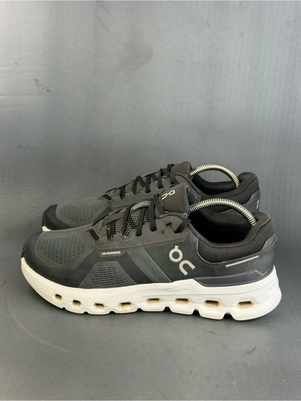 On Running Cloudrunner 2 Eclipse/Black athletic sneaker shoe men’s size 10